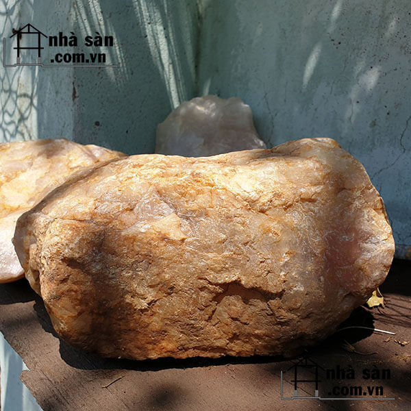 Đá Thạch Anh Hồng Thô Chưa Lột Da