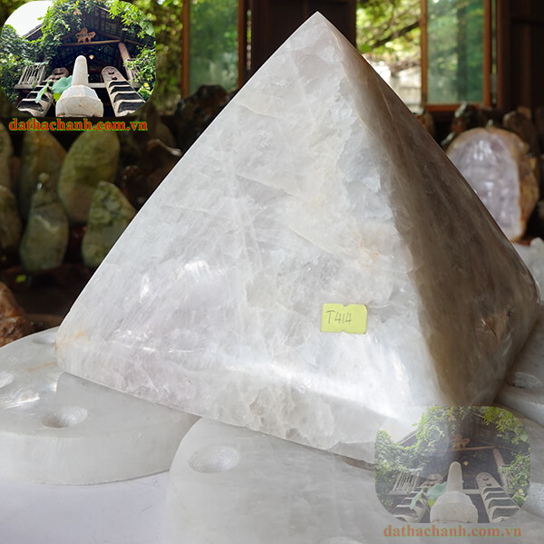Kim Tự Tháp Đá Thạch Anh Hồng Tự Nhiên T414