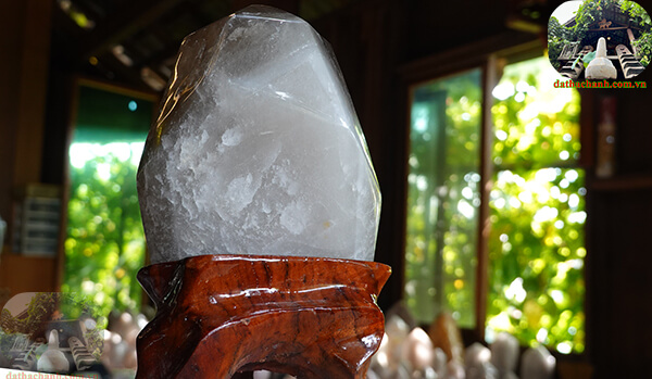 Trụ Đá Thạch Anh Khói T210